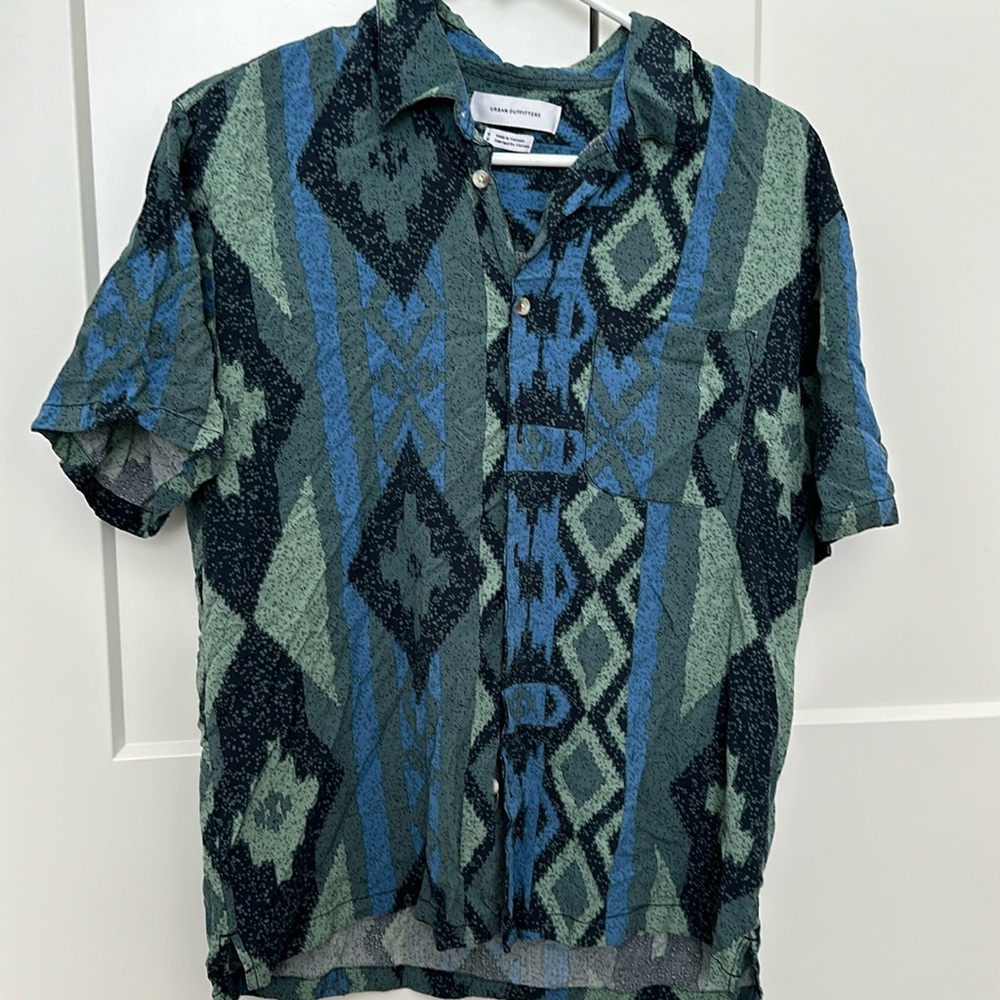 urban outfitters button up